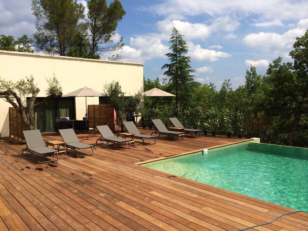 Sous Les Oliviers - Piscine Chauffee - Studios De Standing Tout-Equipes Saint-Maximin-la-Sainte-Baume Exterior photo
